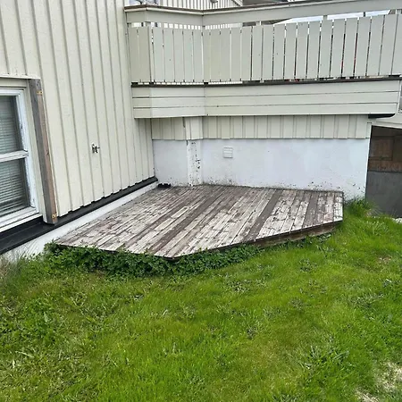 Private With Shared Amenities, Lofoten